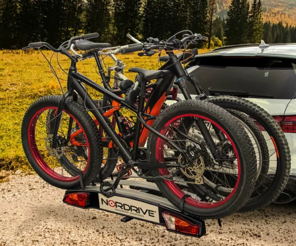 Suporti biciclete pe carligul de remorcare