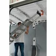 Van Ladder Holder, suport interior pentru scara cu fixare pe plafon in compartimentul de marfa