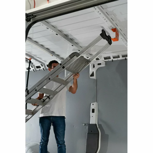 Van Ladder Holder, suport interior pentru scara cu fixare pe plafon in compartimentul de marfa